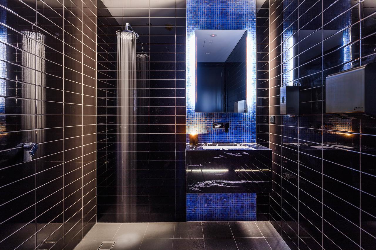 Fv By Peppers Aparthotel Brisbane Ngoại thất bức ảnh Bathroom