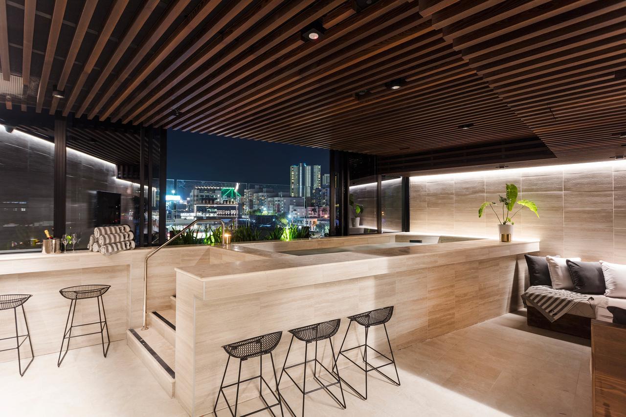Fv By Peppers Aparthotel Brisbane Ngoại thất bức ảnh The Sky Bar