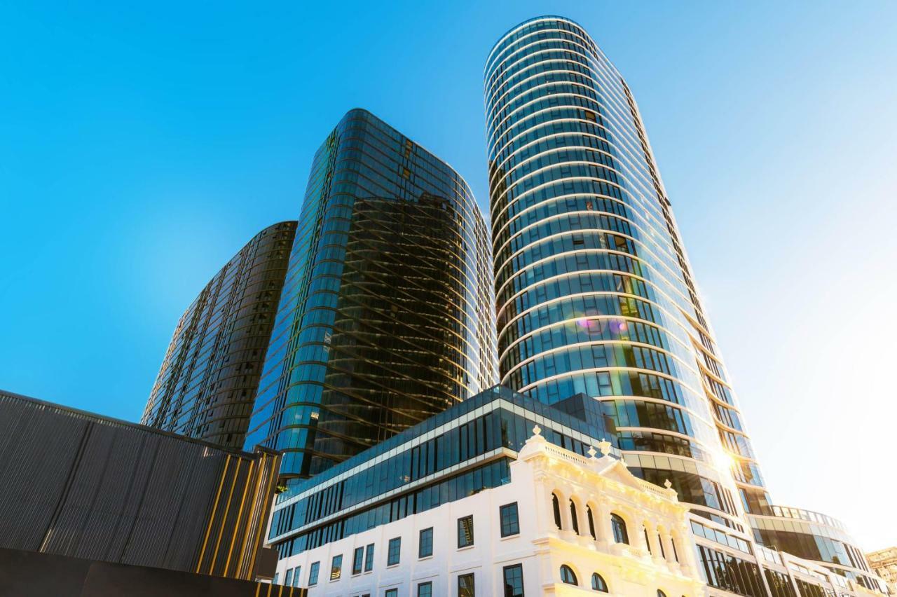 Fv By Peppers Aparthotel Brisbane Ngoại thất bức ảnh The complex at sunset