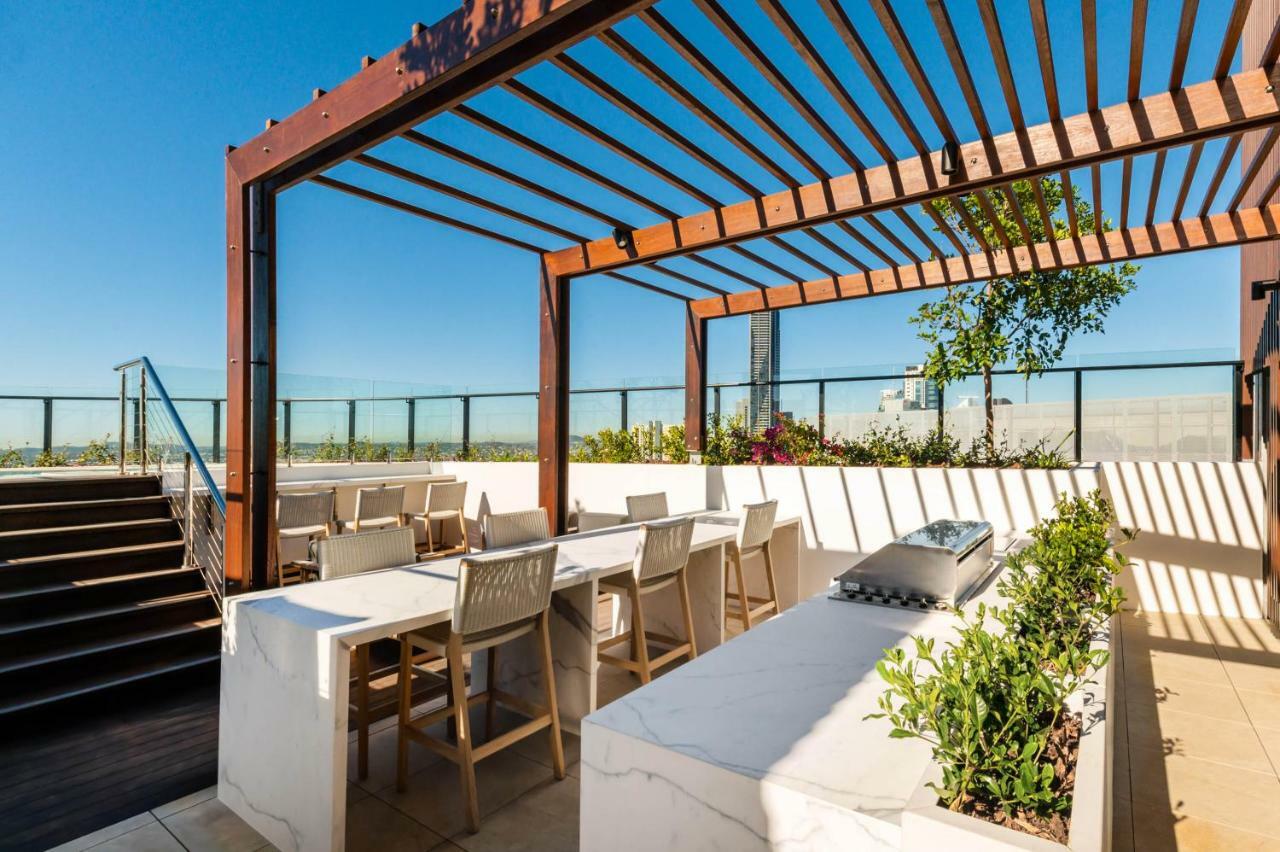 Fv By Peppers Aparthotel Brisbane Ngoại thất bức ảnh Rooftop terrace