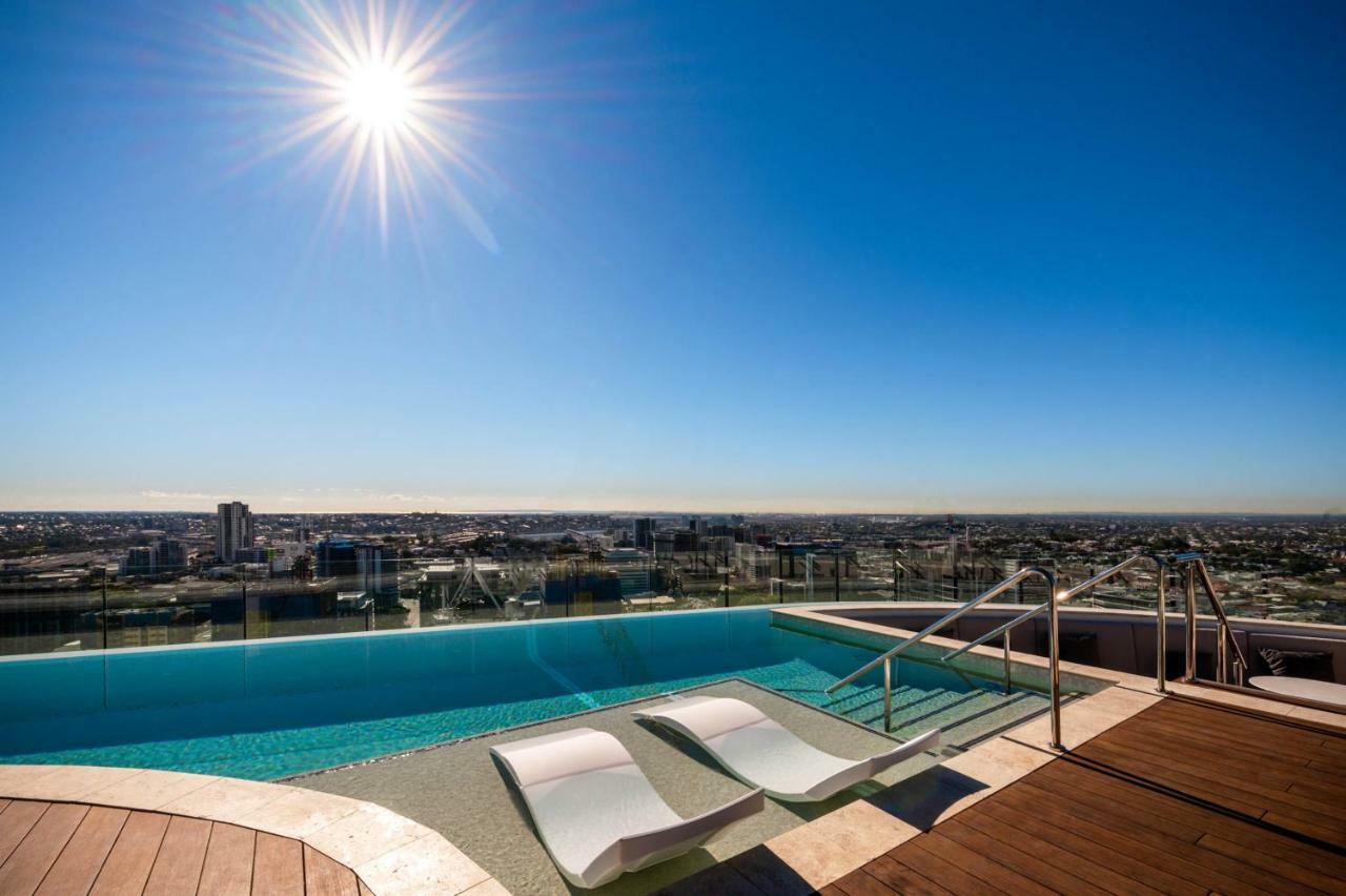 Fv By Peppers Aparthotel Brisbane Ngoại thất bức ảnh Skyline pool